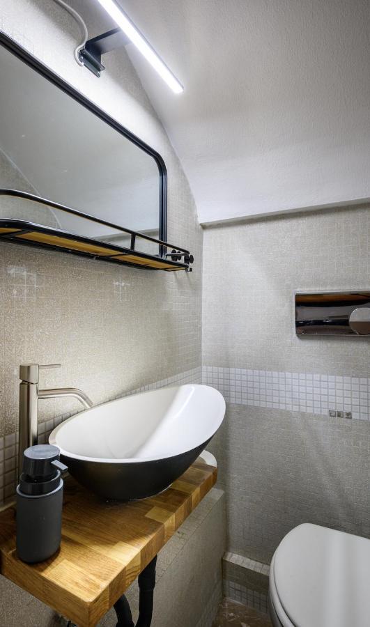 Relaxed Art Deco Maisonette Pagrati Athen Exterior foto